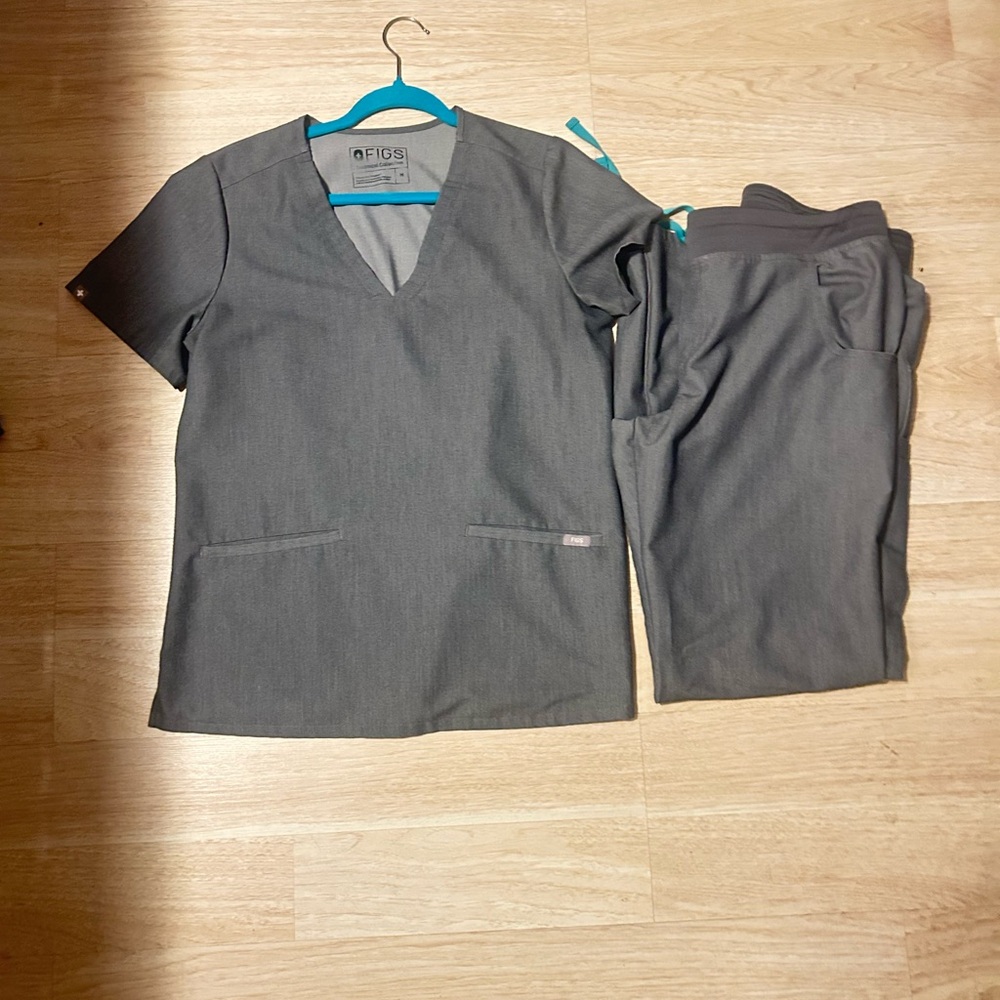 Figs scrubs set size M / T